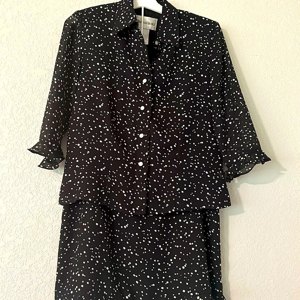Danny & Nicole two piece polka dot set